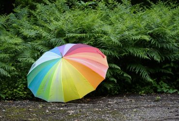 Дощі не відступають: синоптик розказав, де в України литиме