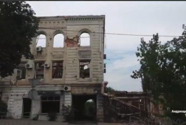 Андрющенко показав хроніки мертвого Маріуполя (відео)