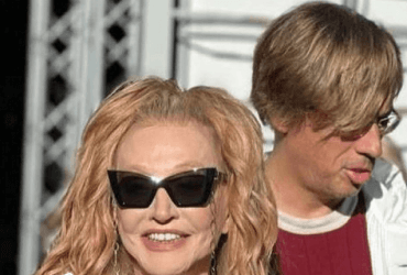 Крупным планом: в сеть слили фото Пугачевой без фотошопа