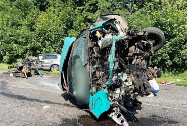 Двое погибших и 11 раненых: на Полтавщине произошло жуткое ДТП (фото)