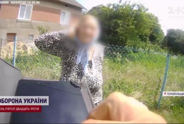 Жінка знала про шахраїв і все-одно віддала їм гроші