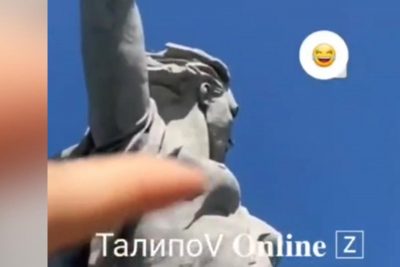 Голубая грудь большие сиськи - порно видео на kingplayclub.ru