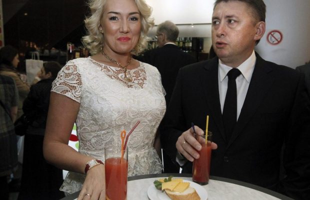 Ведуча Розинська заявила про розлучення зі скандальним екс-майором Мельниченком: "Нарешті"