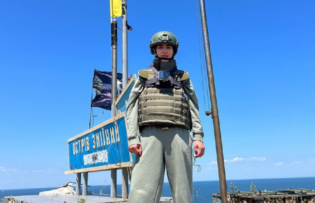 Раміна Есхакзай під час обстрілу стрибнула в окоп і жахнулася побаченим