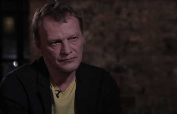 Актор Серебряков раптово підіграв роспропаганді і "вичавив сльозу" на камеру