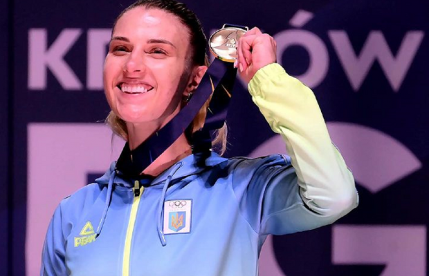 Чекала півгодини: українка Харлан відмовилася потиснути руку росіянці на турнірі (відео)