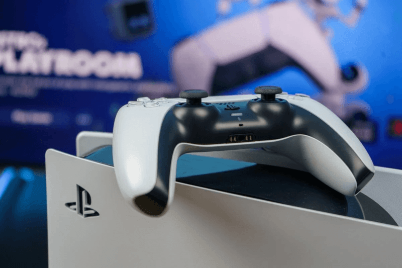 Уменьшенная Slim-версия PlayStation 5 будет стоить 400 долларов / фото ua.depositphotos.com Уменьшенная Slim-версия PlayStation 5 будет стоить 400 долларов / фото ua.depositphotos.com