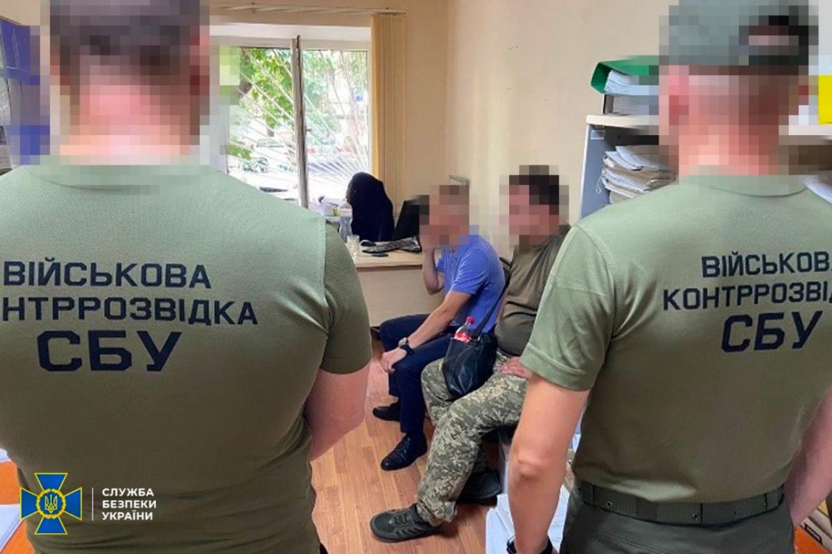 Розкрито схему розкрадання грошей для морпіхів / фото СБУ Розкрито схему розкрадання грошей для морпіхів / фото СБУ