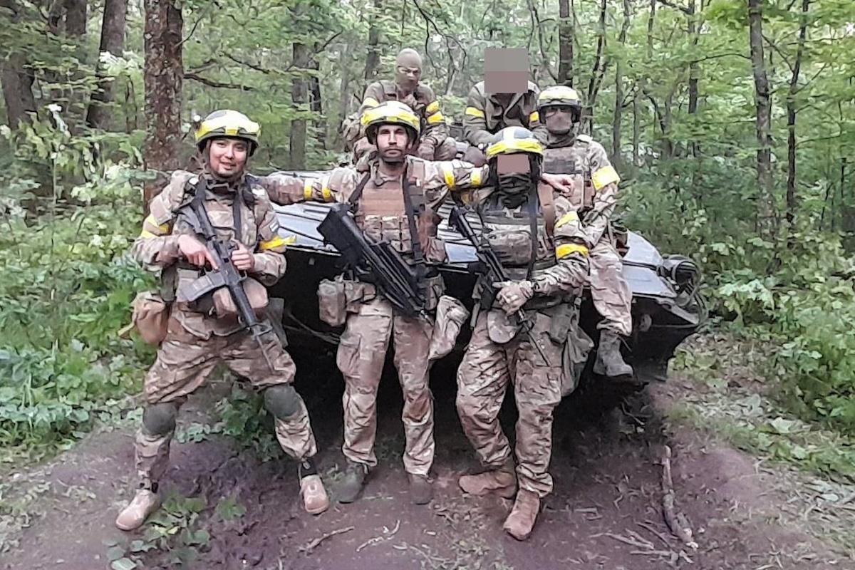 В основном это мотивированные морально-политически ребята разного возраста и разных взглядов / фото t.me/legionoffreedom В основном это мотивированные морально-политически ребята разного возраста и разных взглядов / фото t.me/legionoffreedom