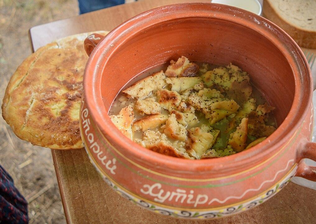 Шулики на Медовий Спас / фото Yurii-mr. Власна робота, CC BY-SA 4.0, Wikimedia Шулики на Медовий Спас / фото Yurii-mr. Власна робота, CC BY-SA 4.0, Wikimedia