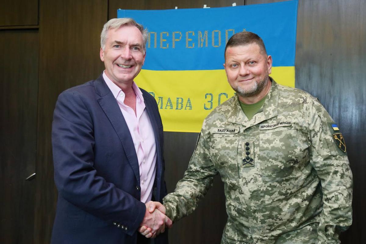 Начштаба обороны Британии встретился с главнокомандующим ВСУ / t.me/CinCAFU Начштаба обороны Британии встретился с главнокомандующим ВСУ / t.me/CinCAFU