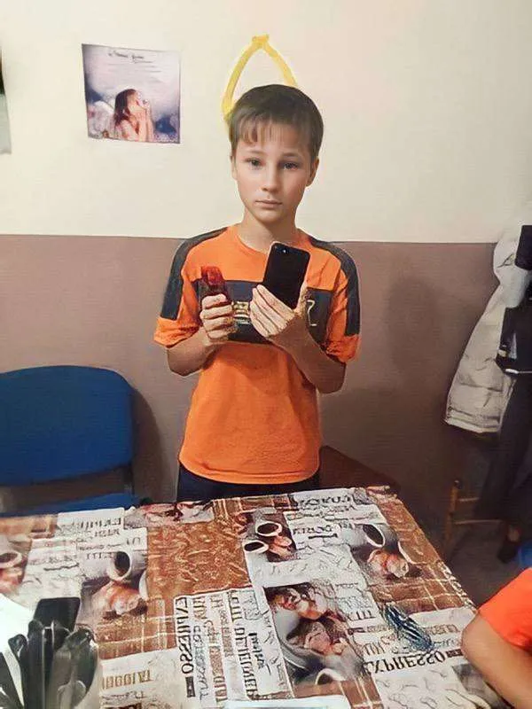 11-річний Артем ще дихав, коли його відкопали, але шансів вижити було мало / фото з особистого архіву сім'ї 11-річний Артем ще дихав, коли його відкопали, але шансів вижити було мало / фото з особистого архіву сім'ї