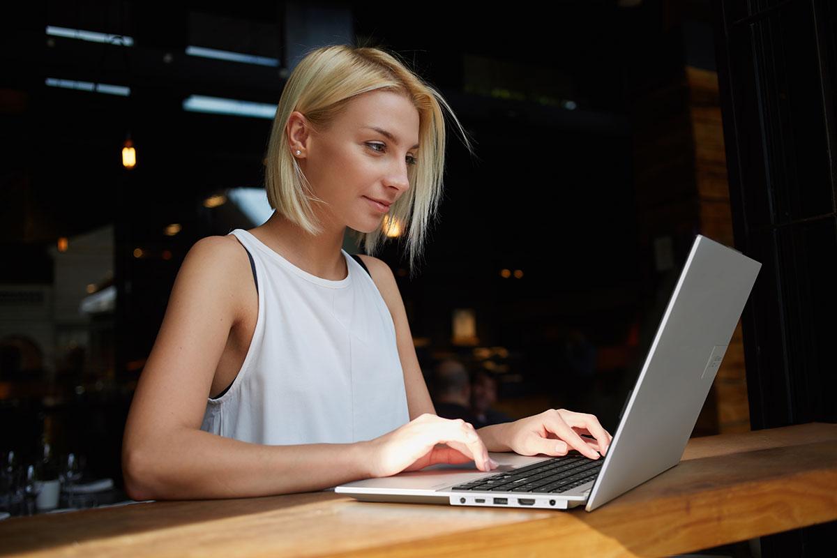 Ноутбуки серії Vivobook ідеально підходять для навчання / фото ASUS Ноутбуки серії Vivobook ідеально підходять для навчання / фото ASUS