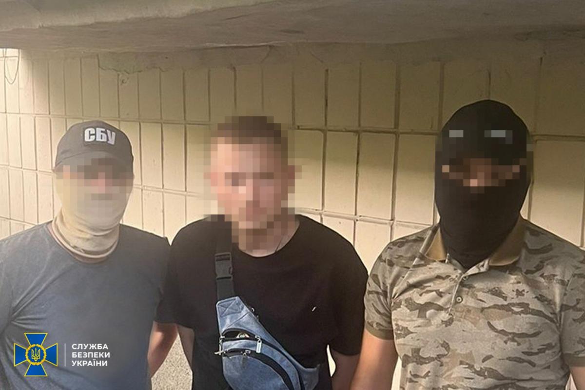 Зрадник «зливав» окупантам інформацію про електропідстанції у Києві / фото t.me/SBUkr Зрадник «зливав» окупантам інформацію про електропідстанції у Києві / фото t.me/SBUkr