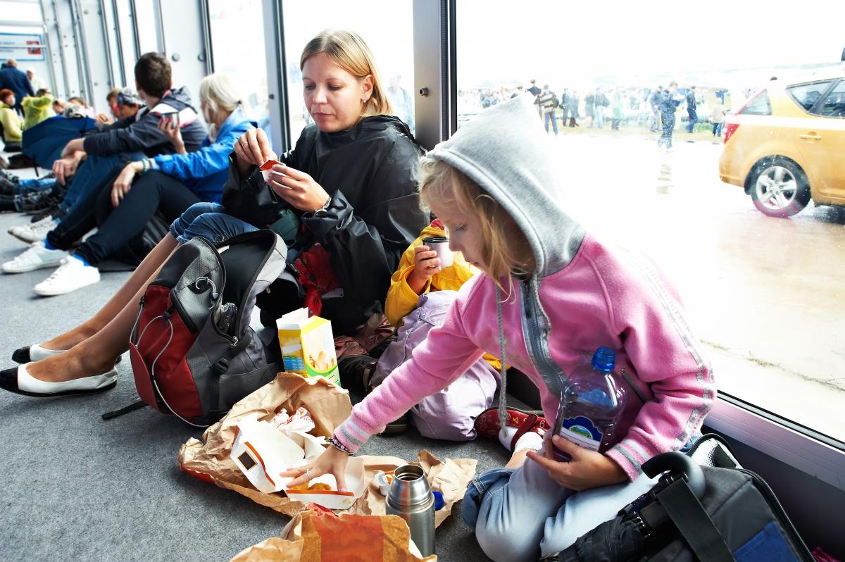 Українці продовжують виїжджати до країн ЄС / фото - ua.depositphotos.com Українці продовжують виїжджати до країн ЄС / фото - ua.depositphotos.com
