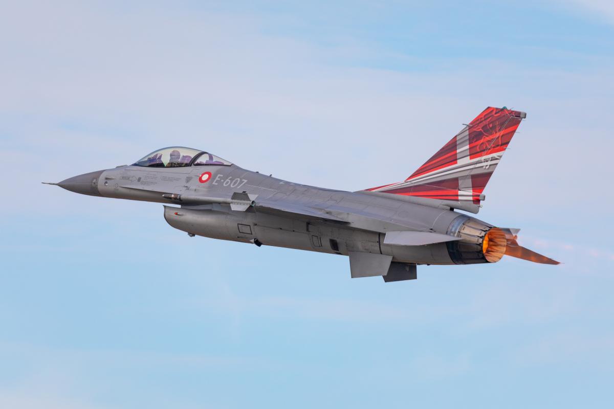 Дания передаст первые истребители F-16 в Украину в следующем году / фото ua.depositphotos.com Дания передаст первые истребители F-16 в Украину в следующем году / фото ua.depositphotos.com