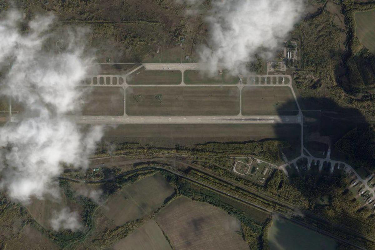 ВСУ атаковали стратегический аэродром Шайковка, заявляют росСМИ 17 сентября  / twitter.com/Aviation_Intel ВСУ атаковали стратегический аэродром Шайковка, заявляют росСМИ 17 сентября  / twitter.com/Aviation_Intel