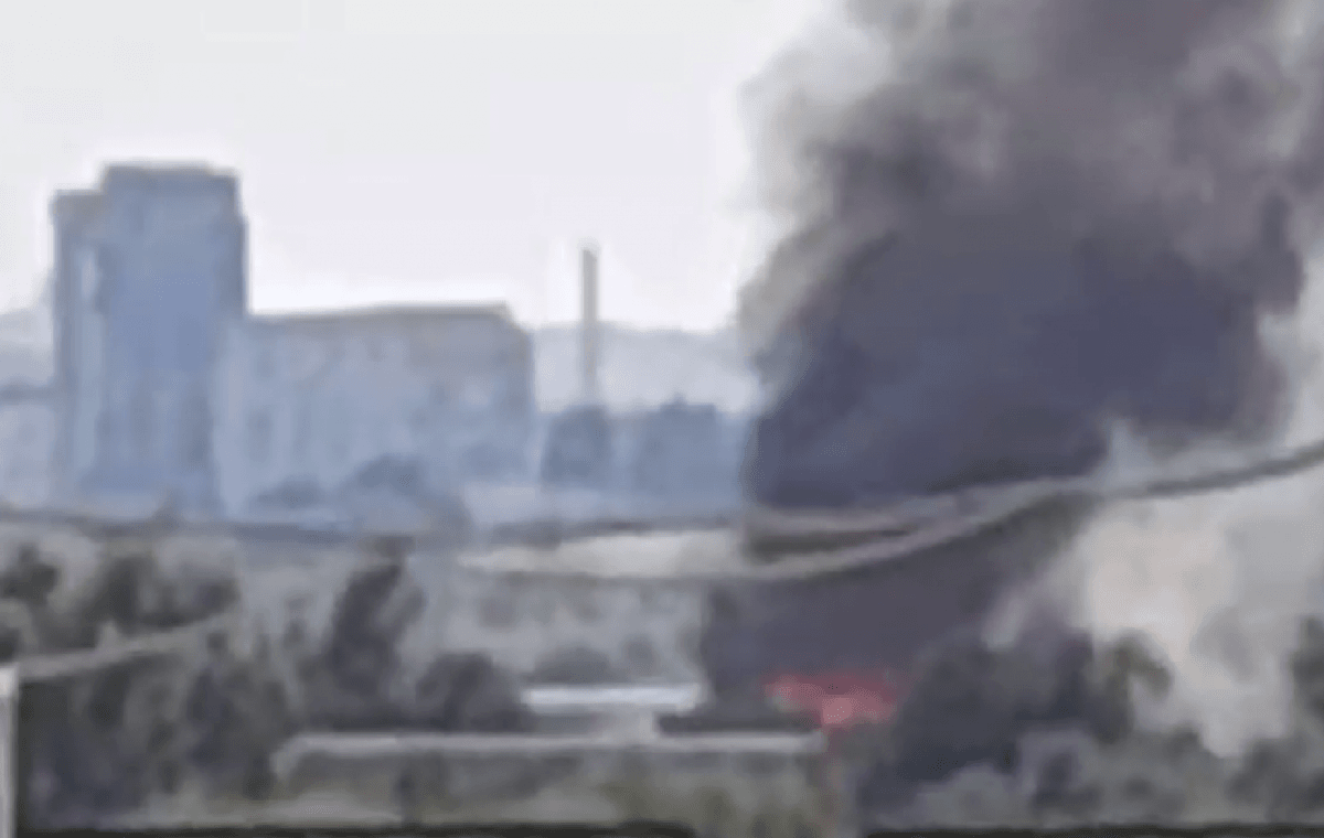 Пожежа у Волгограді / Скріншот Пожежа у Волгограді / Скріншот