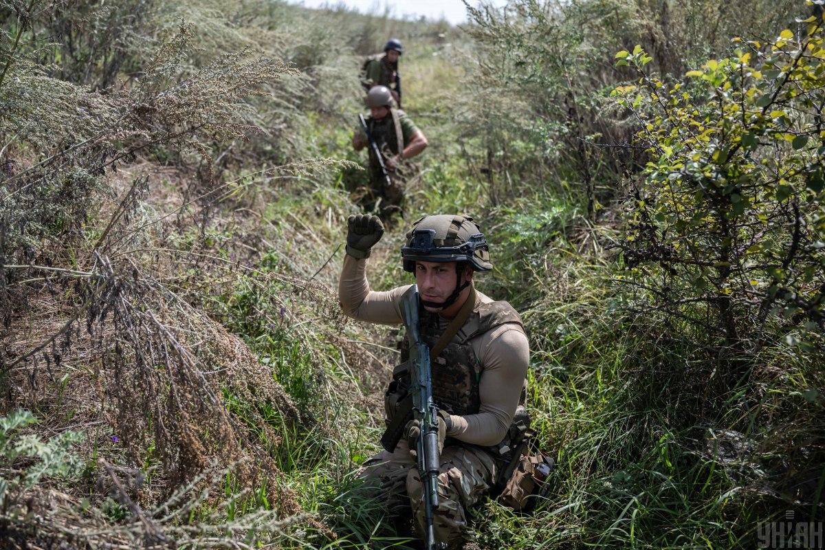 Окупанти протягом доби намагалися наступати на трьох напрямках, але "отримали" від ЗСУ / фото УНІАН Окупанти протягом доби намагалися наступати на трьох напрямках, але "отримали" від ЗСУ / фото УНІАН