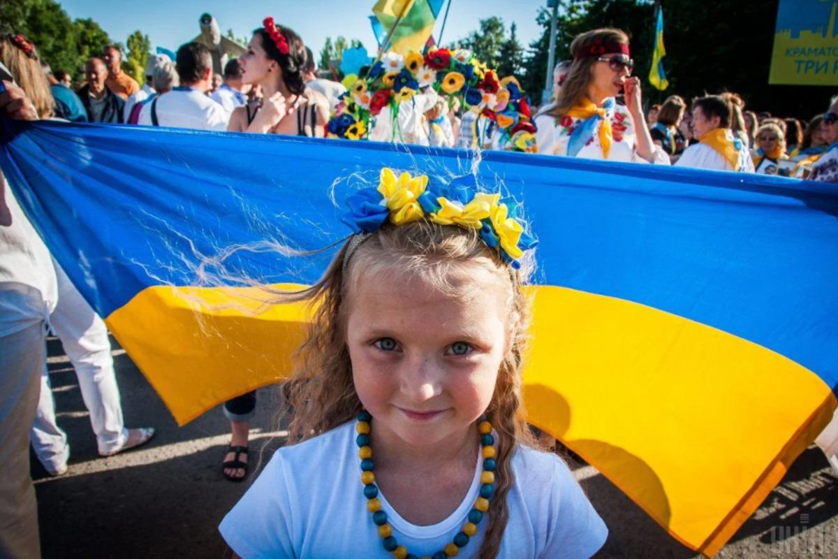 Мріяти про майбутнє - варто - УНІАН розпитав експертів, якою може бути Україна після війни  / фото УНІАН