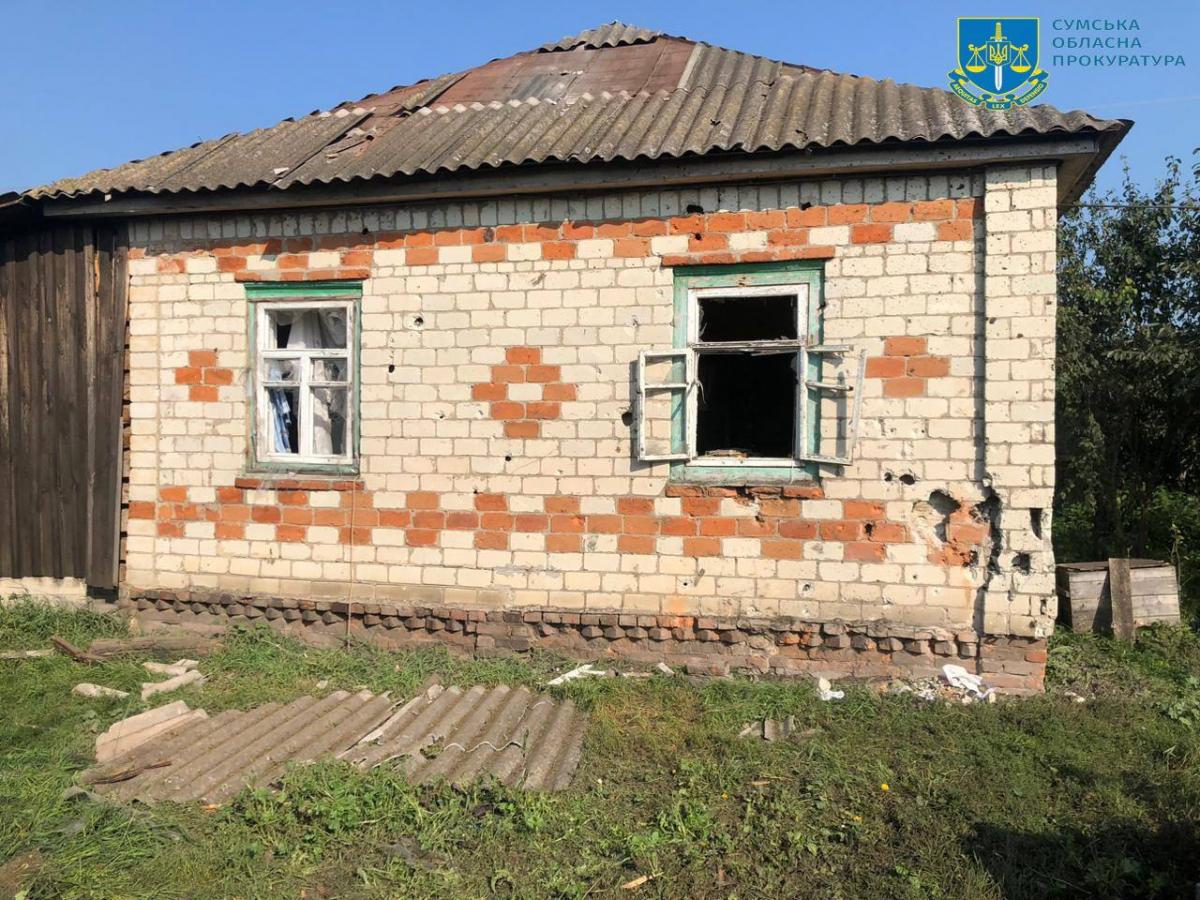 Російська артилерія рознесла будинок на Сумщині / фото Офіс генпрокурора Російська артилерія рознесла будинок на Сумщині / фото Офіс генпрокурора
