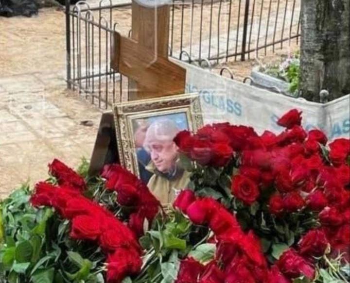 Стало відомо, чому Кремль засекретив похорон Пригожина / ВЧК-ОГПУ Стало відомо, чому Кремль засекретив похорон Пригожина / ВЧК-ОГПУ