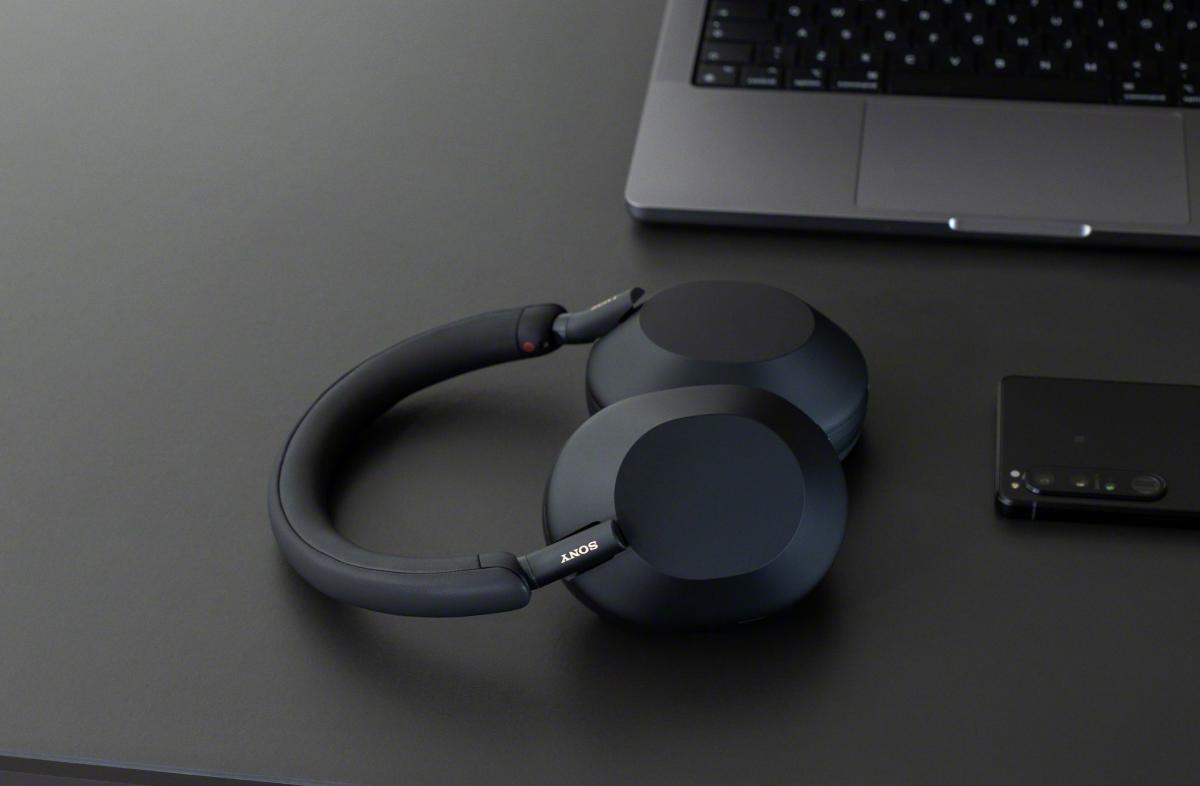 AirPods Max оказались не так уж и плохи, но первое место за гарнитурой Sony / фото Sony AirPods Max оказались не так уж и плохи, но первое место за гарнитурой Sony / фото Sony