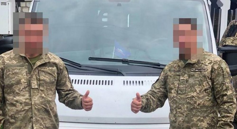 Favbet Foundation передал ВСУ на восточное направление микроавтобус ...