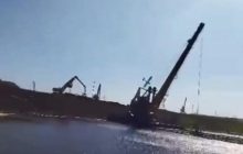 В РФ разбился гидросамолет, есть жертвы: момент крушения попал на видео