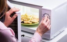 Названы 5 продуктов, которые нельзя разогревать, и вот почему