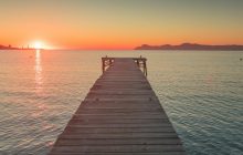 Популярний іспанський курорт вводить штраф для туристів: за що каратимуть пляжників