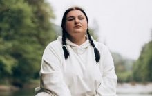"Слезы на глазах": Alyona Alyona выпустила песню об украинских детях