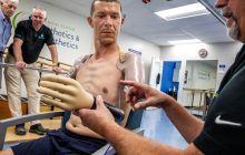 Ампутували руки та безперервно допитували: воїн ЗСУ розкрив жахи полону у "Вагнера"