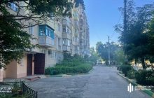 Переїхав двічі та залишив помирати: шокуючі подробиці збиття поліцейським пенсіонерки