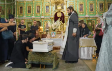 В Чернигове попрощались с погибшим в результате ракетной атаки ребенком (видео)