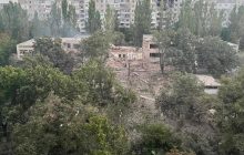 На світанку росіяни вдарили по Херсону керованими авіабомбами: є постраждалі