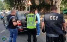 В Україні розкрито масштабну схему заробітку на ухилянтах: в СБУ повідомили деталі (фото)