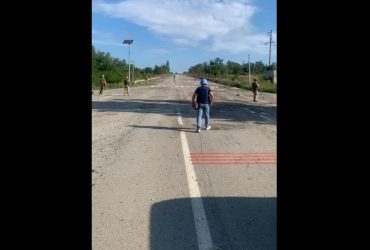 Експерти МАГАТЕ на шляху до Запорізької АЕС натрапили на міни (відео)