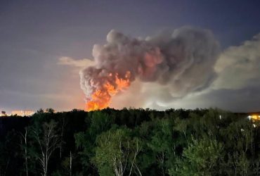 У підмосковному Одінцово масштабна пожежа (фото, відео)