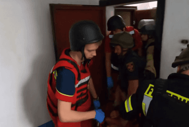 В больнице умер херсонец, раненный в квартире во время обстрела (видео)