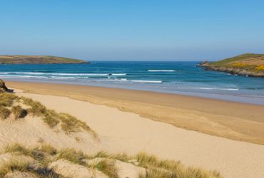 Про це інтригуюче місце знають не всі: що приховує популярний британський пляж