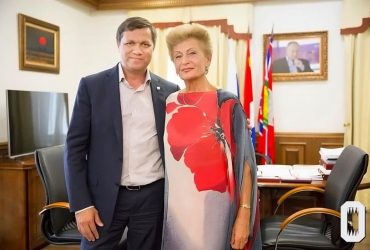 В РФ бабця-скандалістка написала донос на кафе за ворожий прапор Британії