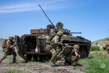 Наступательная авантюра России приводит к истощению ресурсов обеих сторон, - Newsweek
