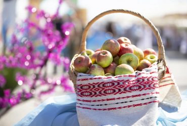 Яблуко на день позбавить необхідності ходити до лікаря: дієтологи сказали, чи правда це