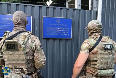 Заробіток на ухилянтах: на корупції затримали ще 4-х військових чиновників (фото)