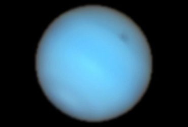 Загадкову темну пляму на Нептуні вперше виявили з Землі (фото, відео)