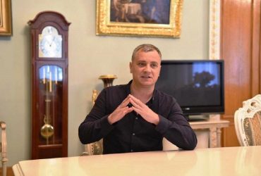 Вместо проститутки: экс-нардеп опозорился сексистским комментарием о патрульной в Днепре