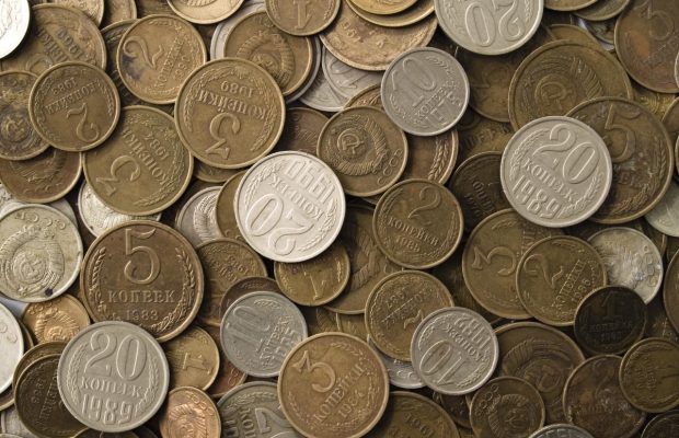 Нечаянно разбогатеть: где выгодно продать монеты СССР