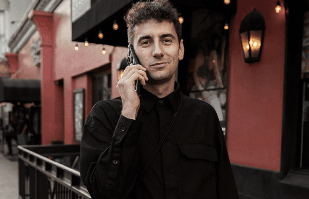 "Прошу від**атися від мене": Олександр Еллерт відповів, як виїхав в США під час війни