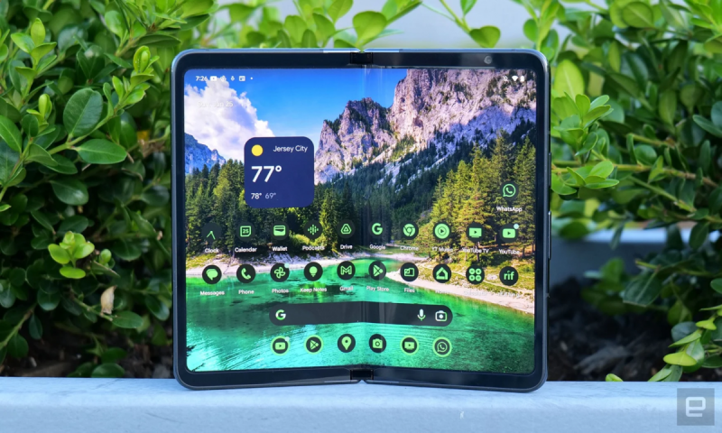 Google Pixel Fold / фото Edgadget